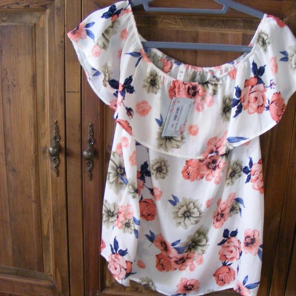 MST Blouse NWT - Picture 2 of 5